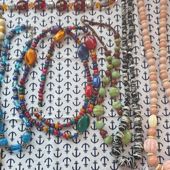 Colorful Beaded Necklace Set - Picture 7 of 7